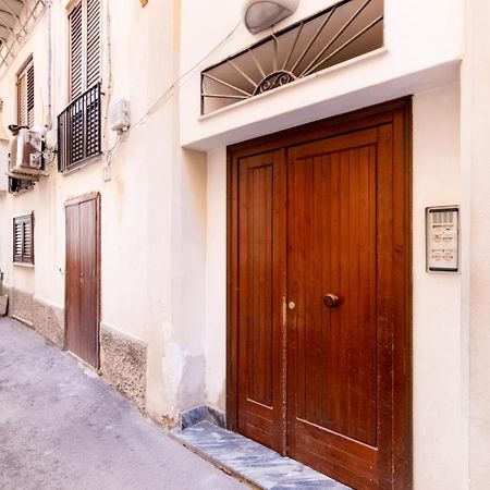 Talia - Central And Elegant Suites In The Heart Of Palermo Buitenkant foto