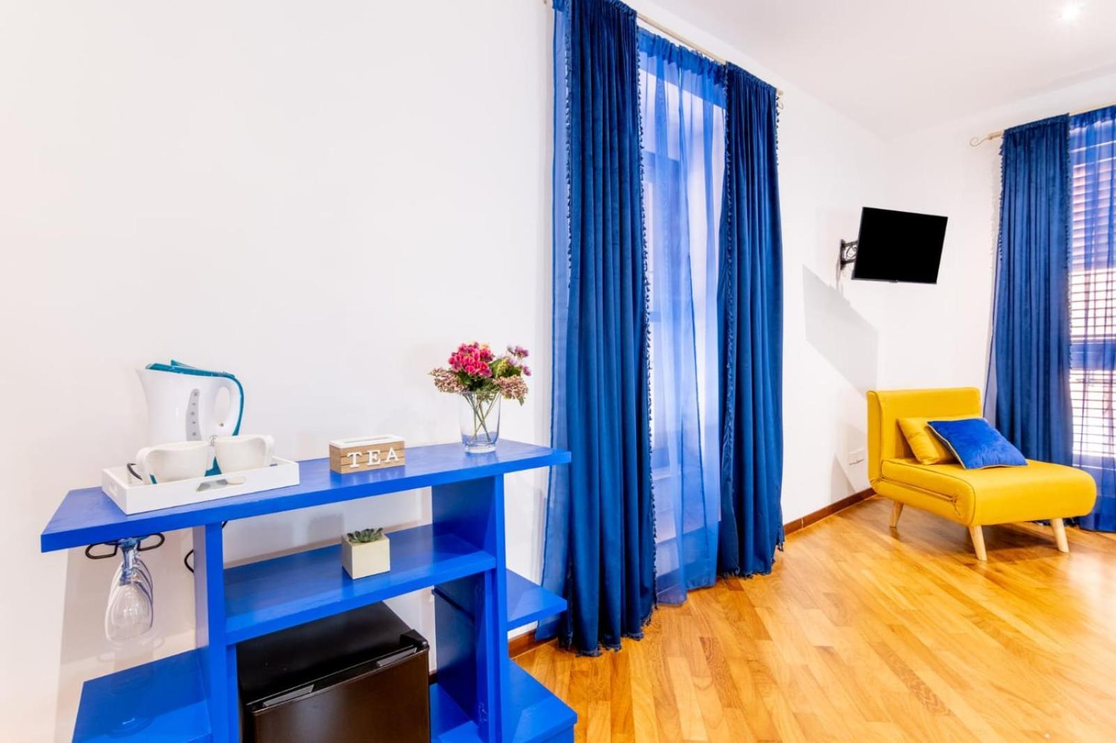 Talia - Central And Elegant Suites In The Heart Of Palermo Buitenkant foto