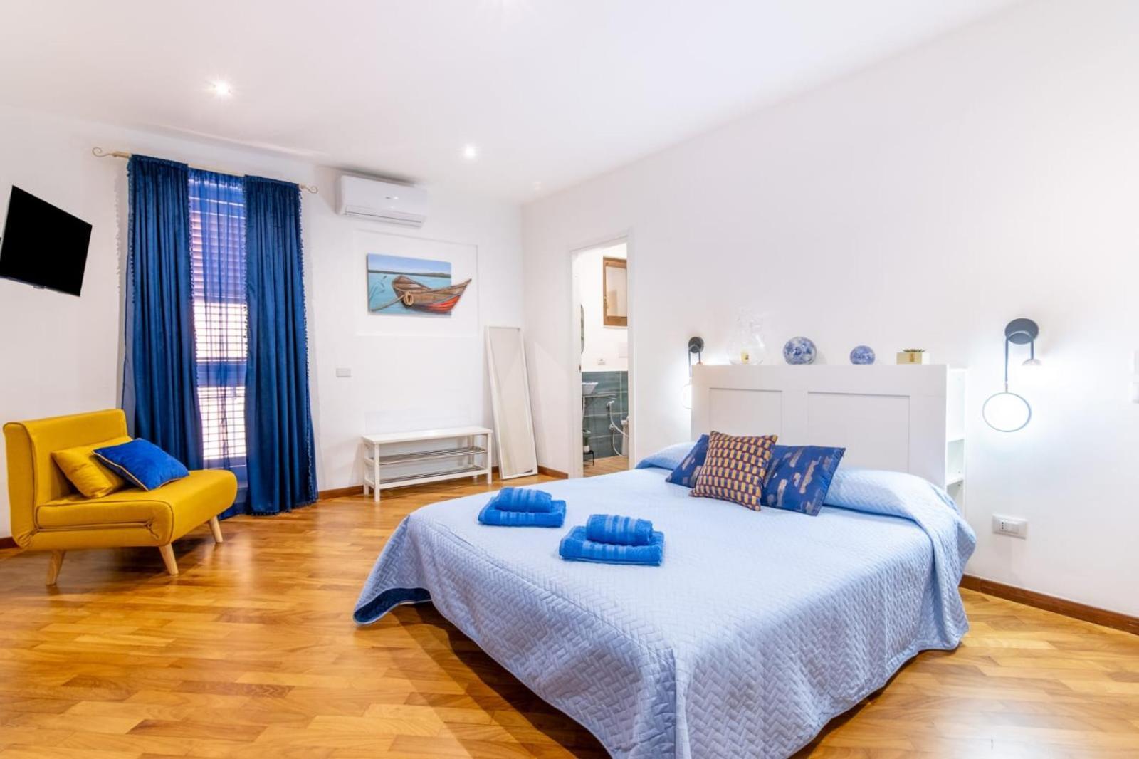 Talia - Central And Elegant Suites In The Heart Of Palermo Buitenkant foto
